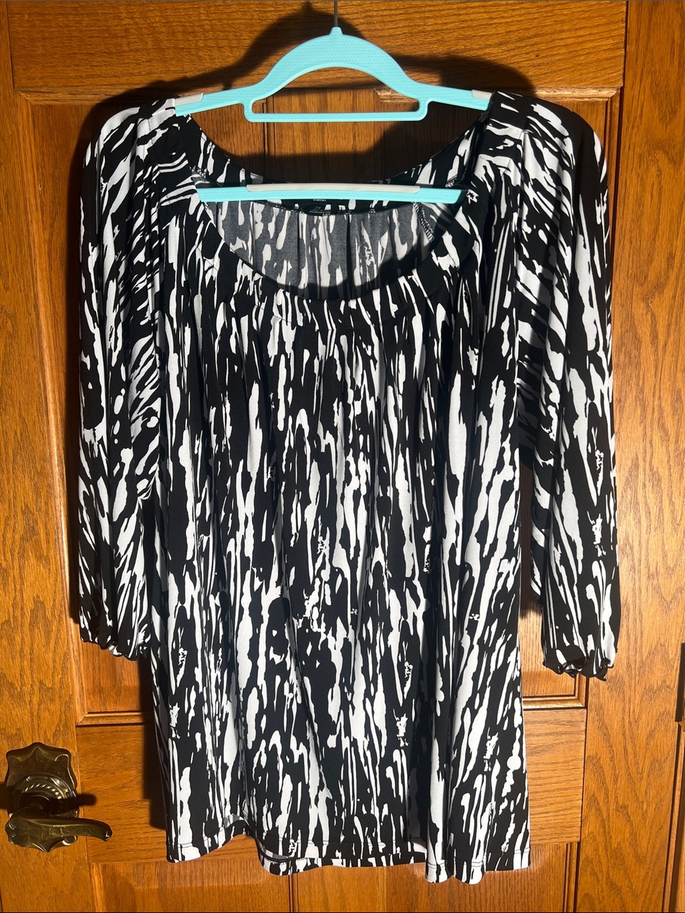 Black & White Printed Women's Top